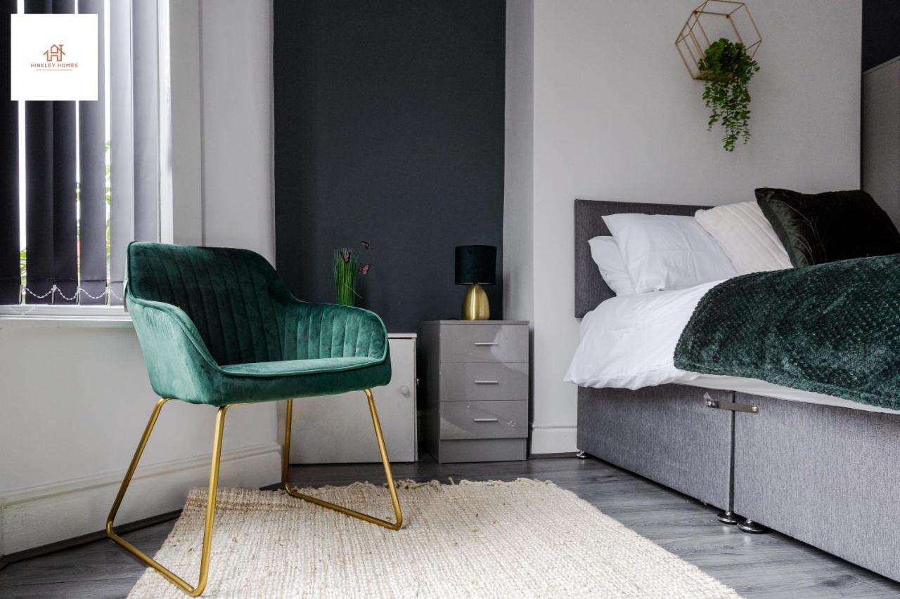 Immaculate 4 Bed In Liverpool By Hinkley Homes Short Lets & Serviced Accommodation Екстериор снимка